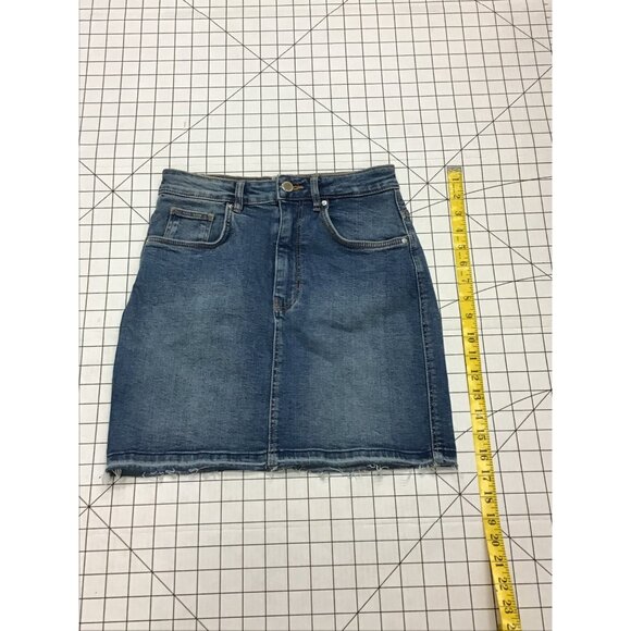 Women’s Cute Jean Skirt - Picture 6 of 7